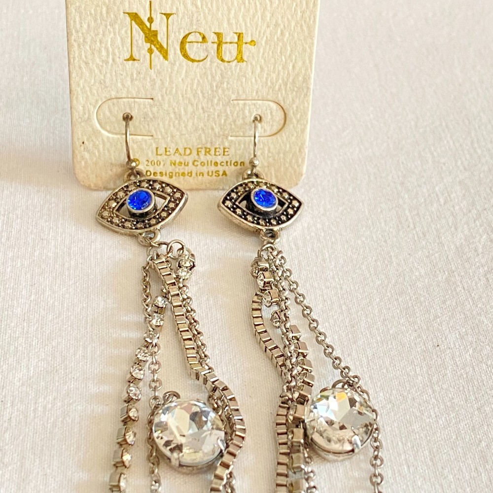 💎Nett Shoulder Duster Earrings SilverTone Chains Held By Rhinestone Studded Eyes